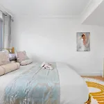 Iconic Apartment With Terrace On Harrods